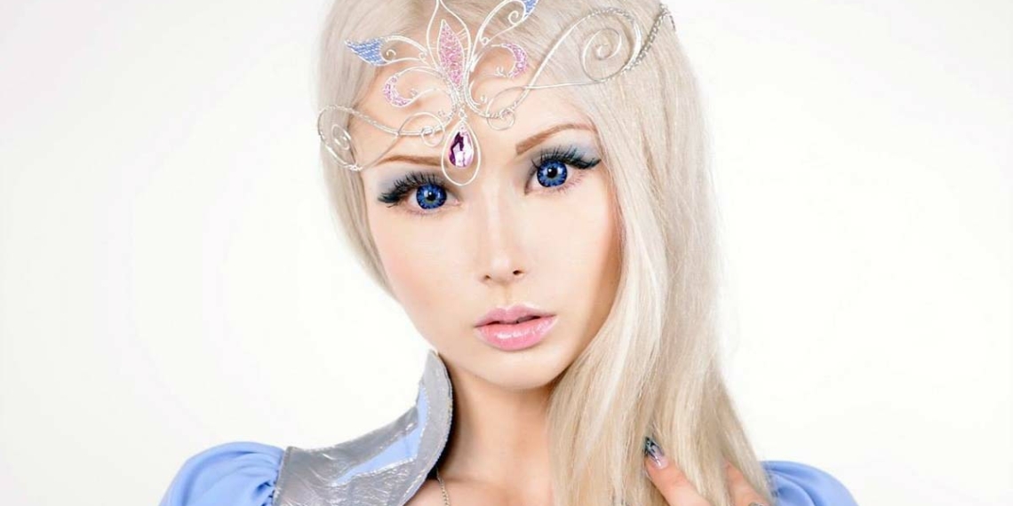 Valeria Lukyanova Barbie umana