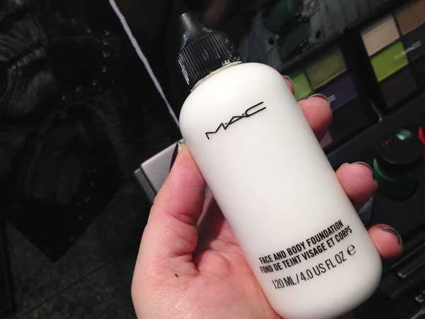mac face and body foundation
