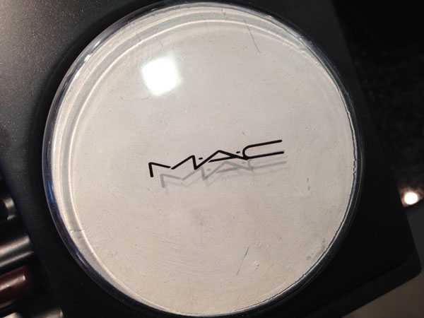 mac chromacake