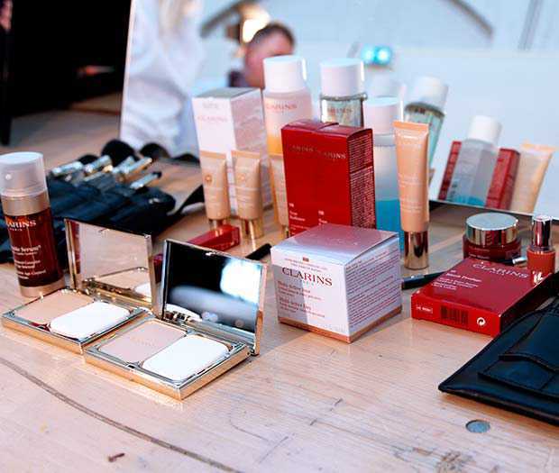 make up clarins