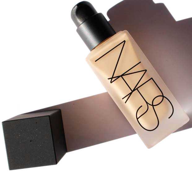 Nars All Day Luminous Weightless Foundation Deauville