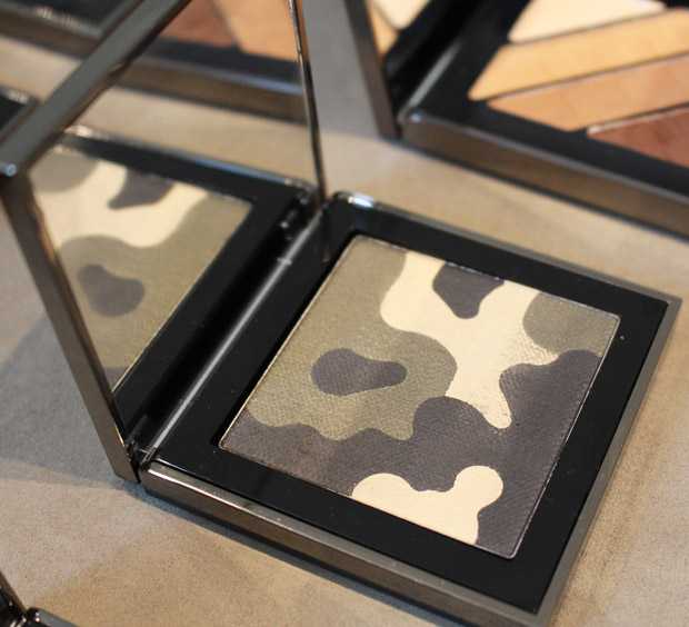 palette camouflage burberry