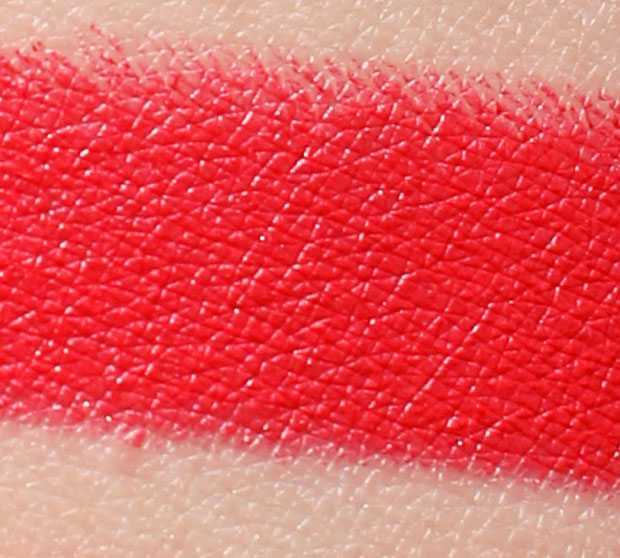 swatch rossetto i'm pupa 411 Strawberry Passion