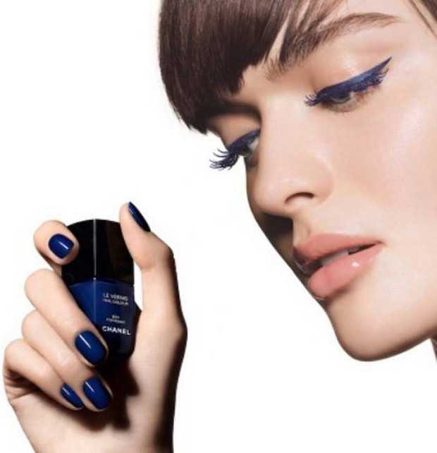 Eyeliner Blu Chanel