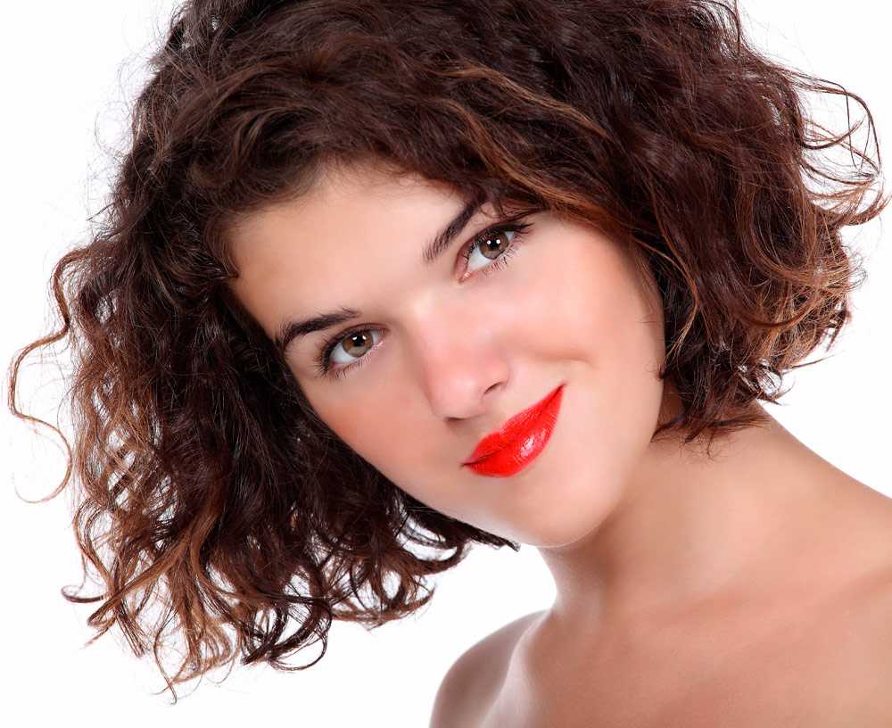 Tagli Capelli Corti Ricci Femminili