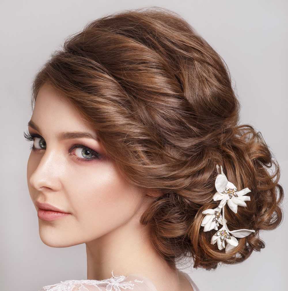 acconciature sposa capelli raccolti