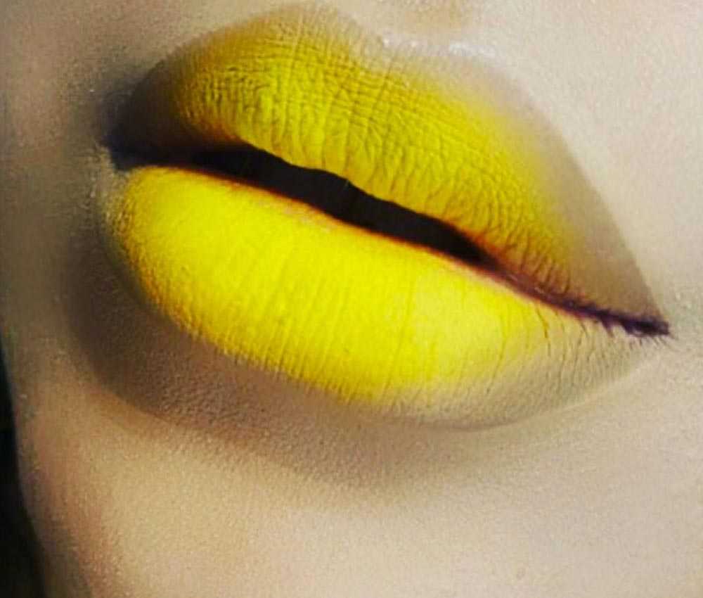 Trucco labbra giallo