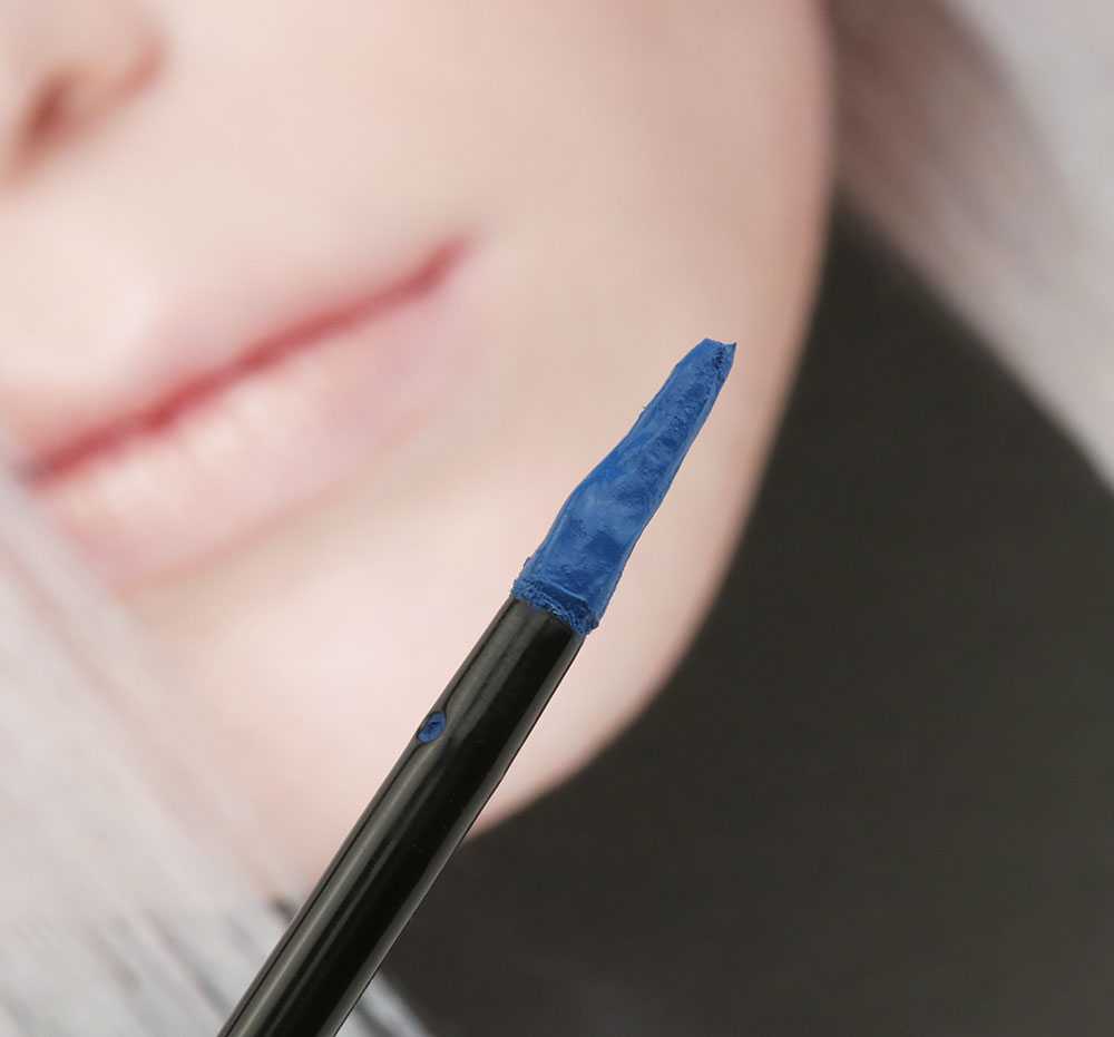 Eyeliner blu Neve Cosmetics