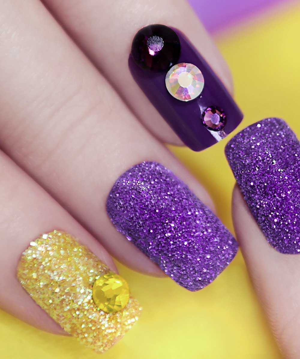 Ultra Violet nail art