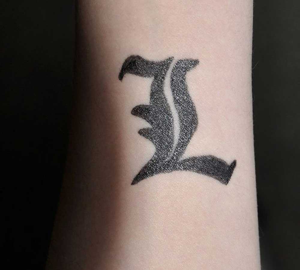 tatuaggi lettere gotiche