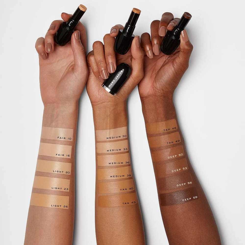 Swatches correttore Marc Jacobs Estate 2019
