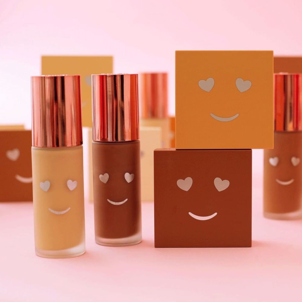 Benefit nuovi fondotinta Hello Happy Benefit nuovi fondotinta Hello Happy
