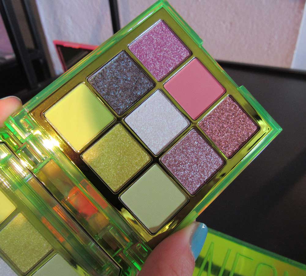 Palette occhi fluo Huda Beauty