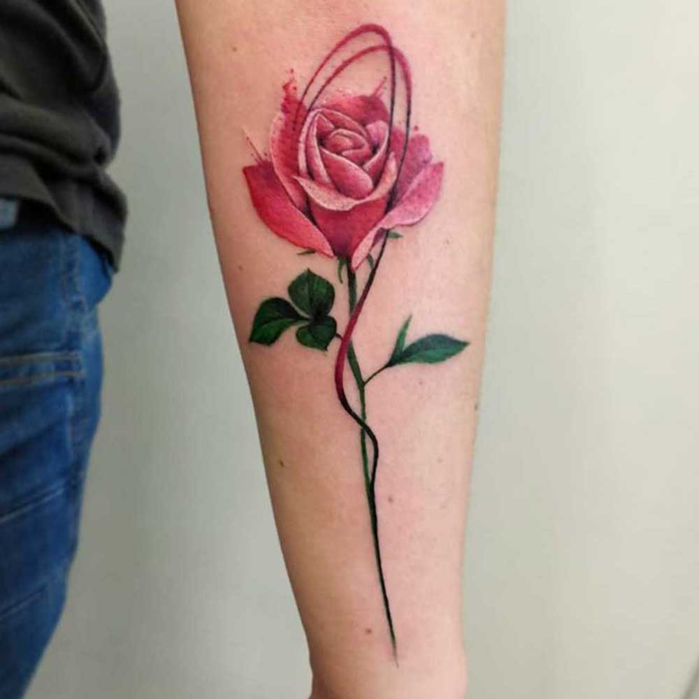 Tatuaggi rose braccio