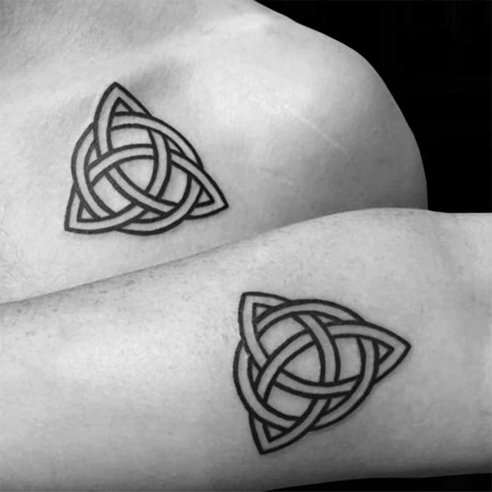 Tatuaggio celtico simbolo famiglia, triskele, triskelion