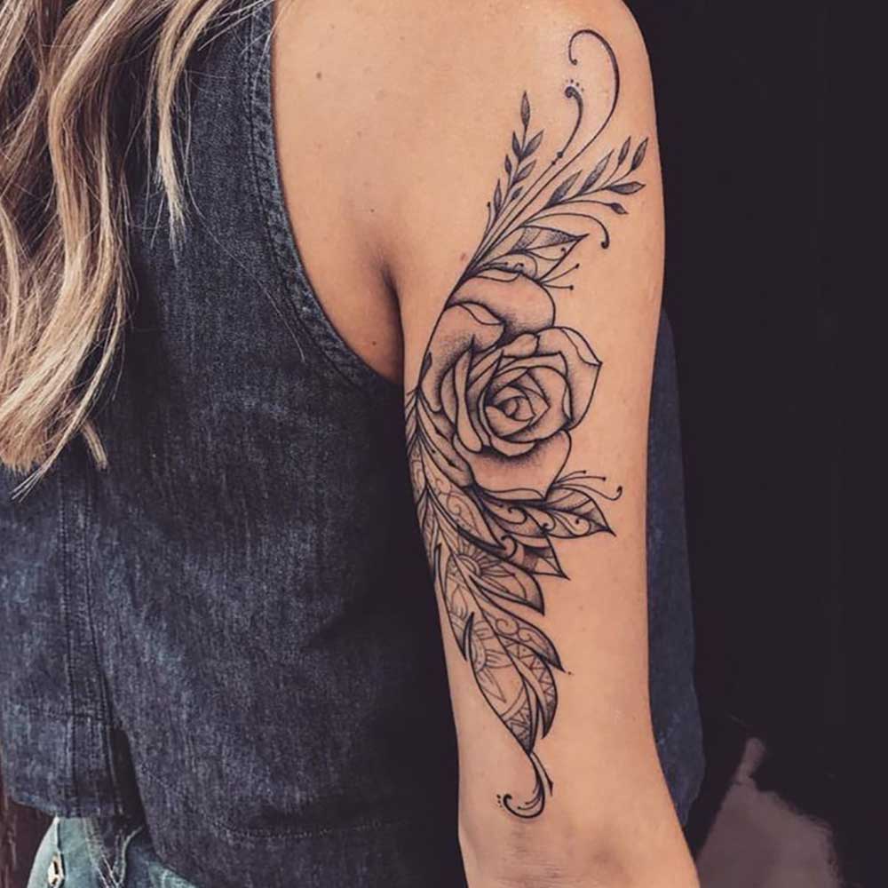 tatuaggio braccio femminile