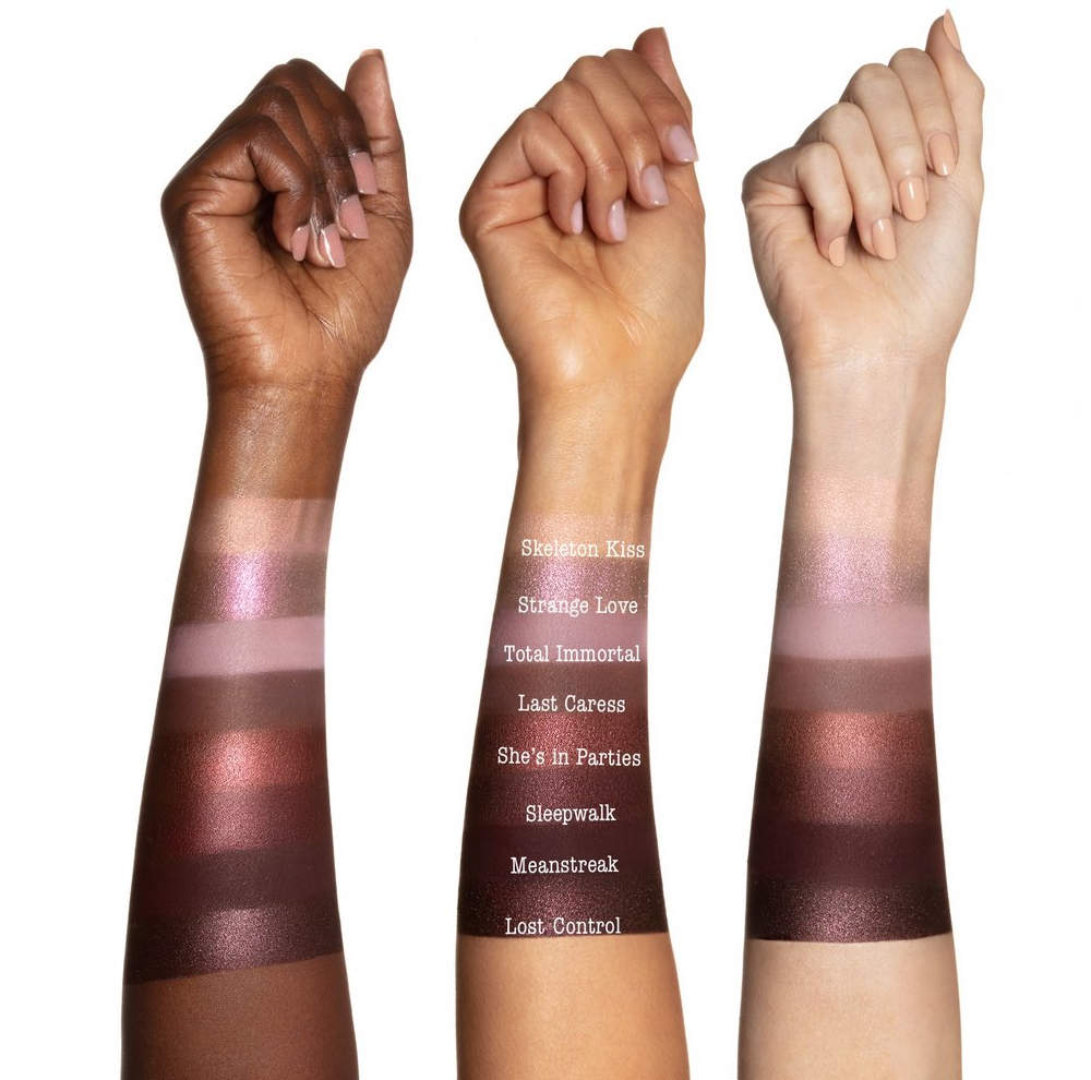 Swatches palette ombretti Melt Cosmetics