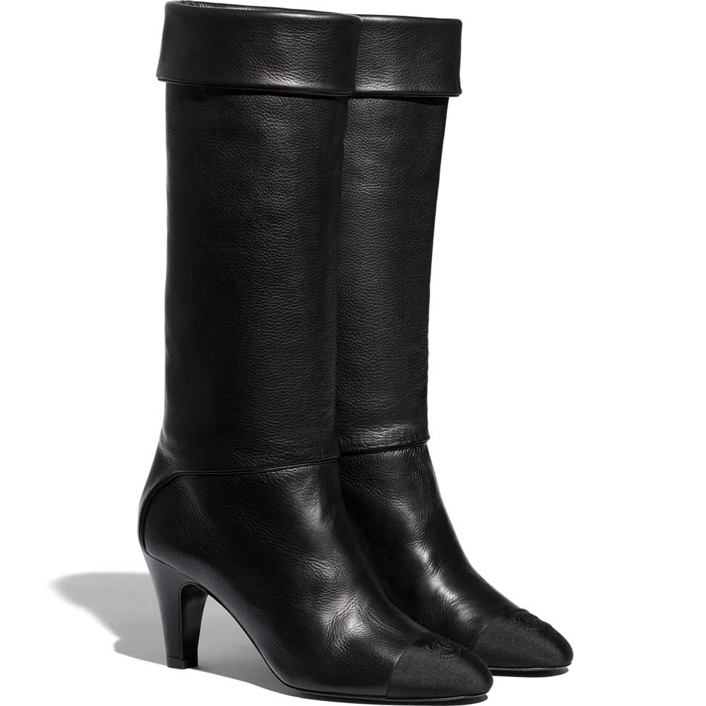 Stivali Chanel in pelle Stivali Chanel in pelle