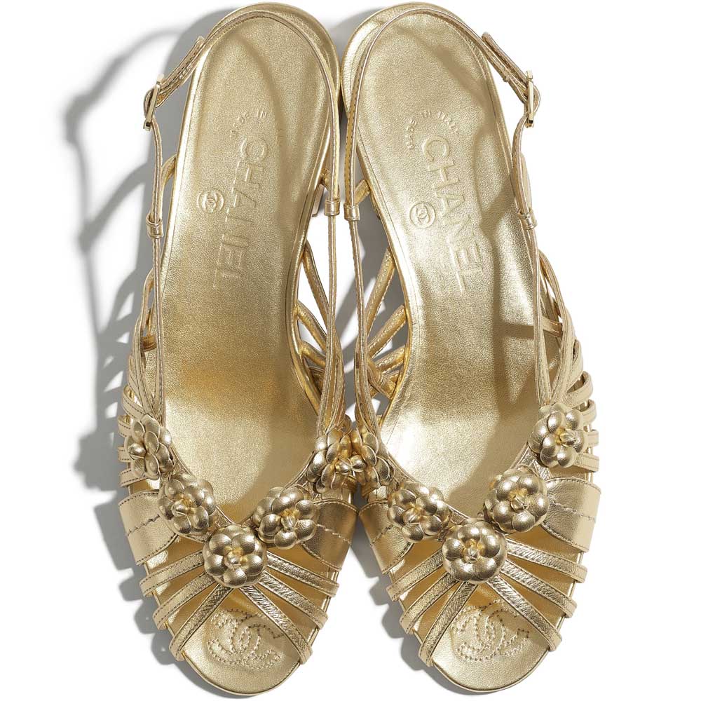 Sandali in pelle in oro 