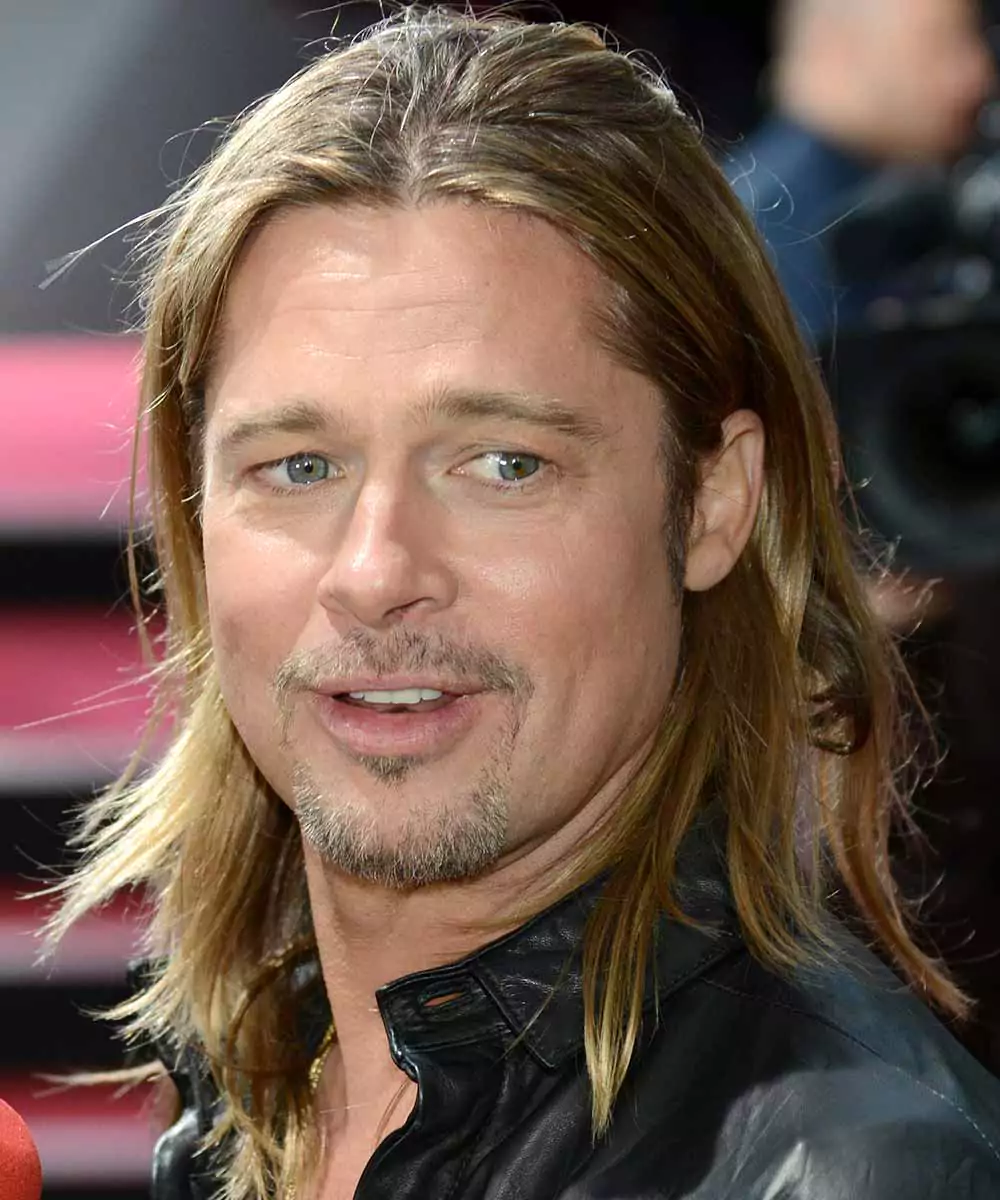 Brad Pitt capelli lunghi