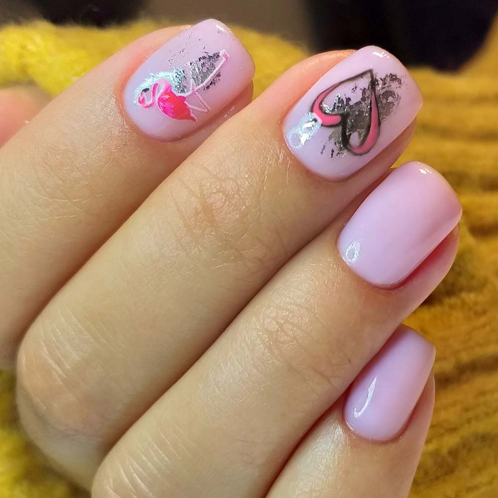 Nail art cuori rosa San Valentino
