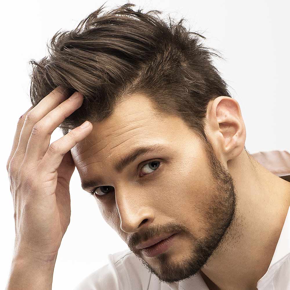 Tagli capelli uomo ciuffo 2020