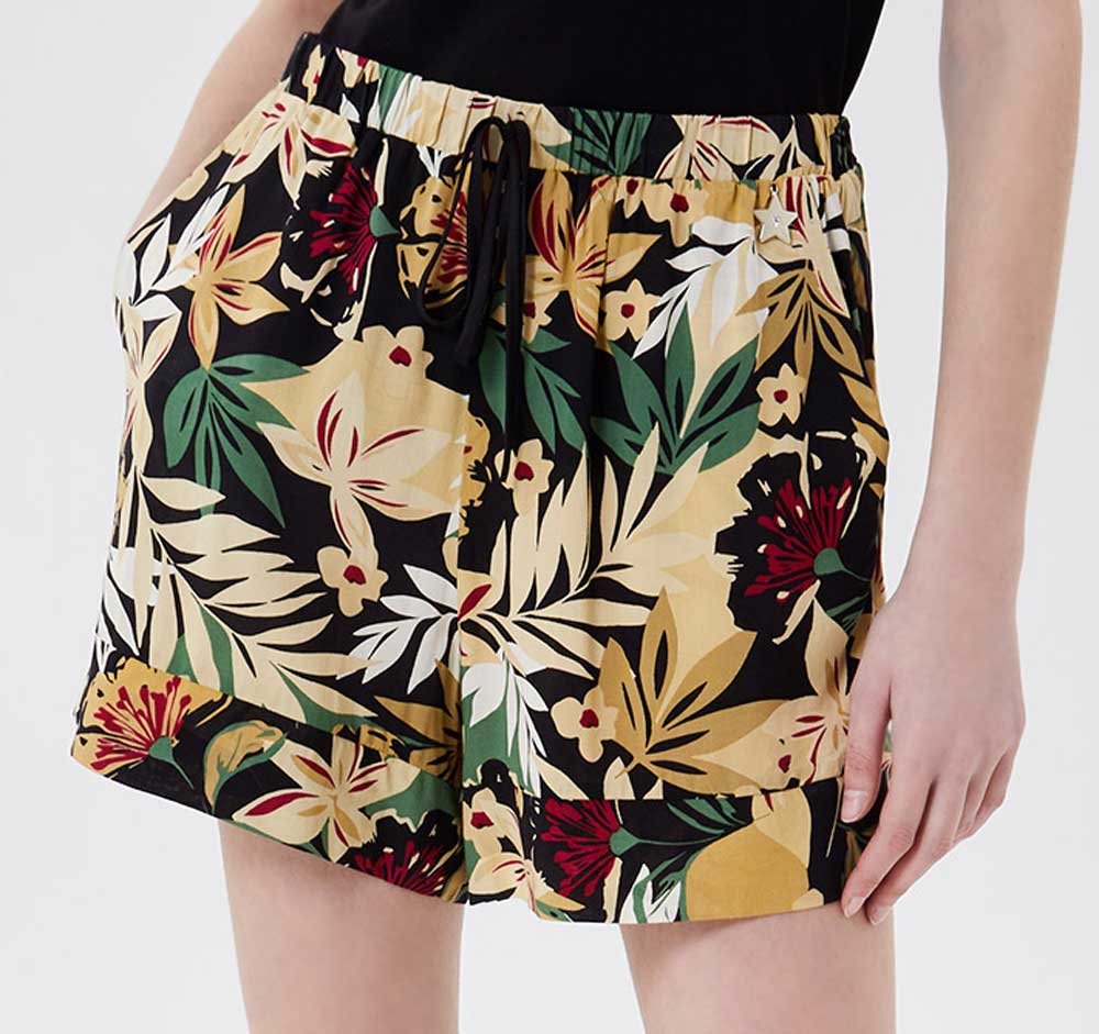 Shorts tropical
