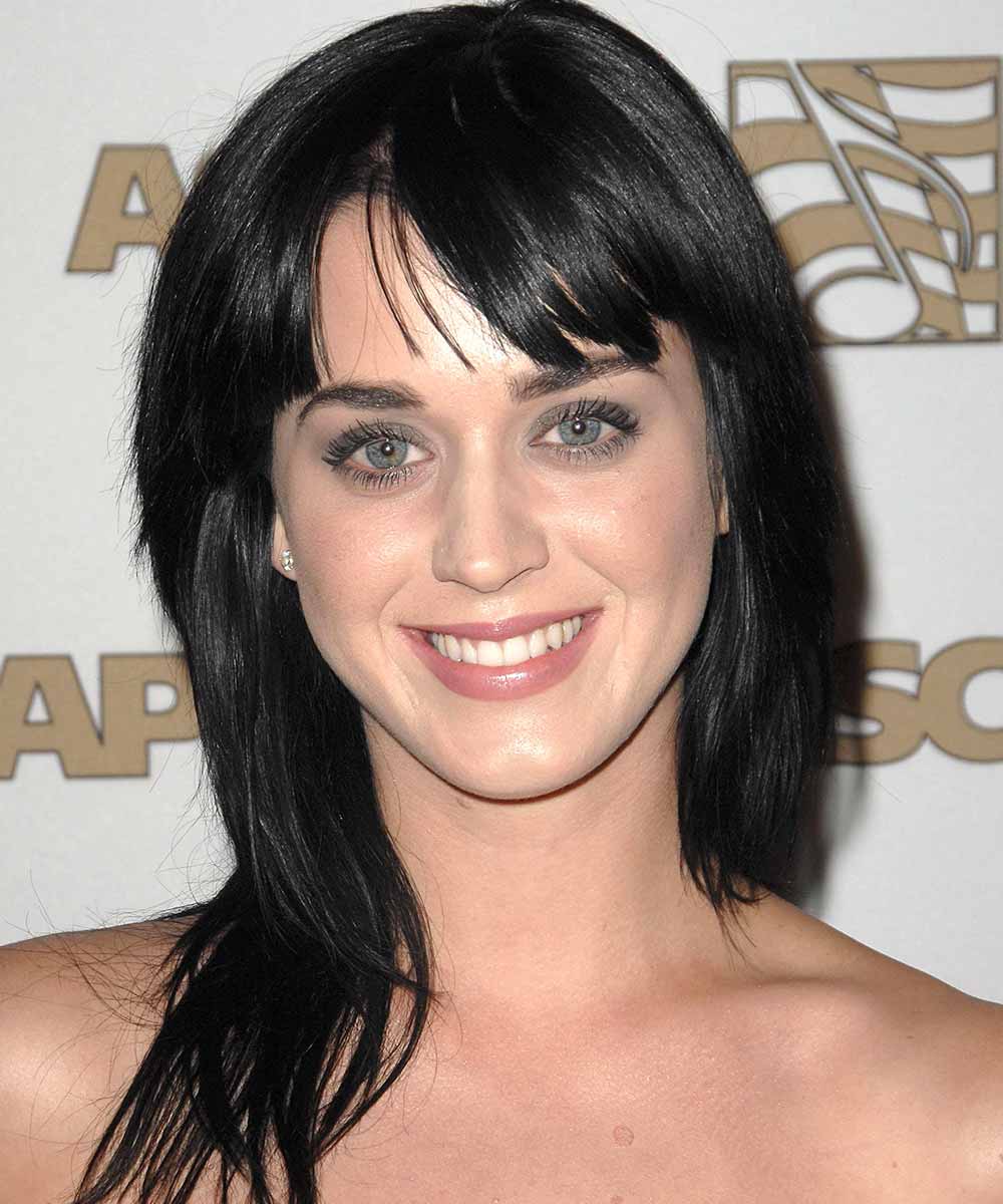 Katy Perry capelli neri