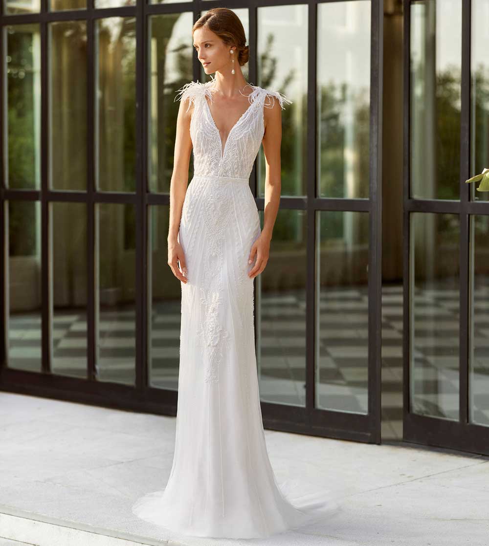 vestito da sposa a sirena con piume vestito da sposa a sirena con piume
