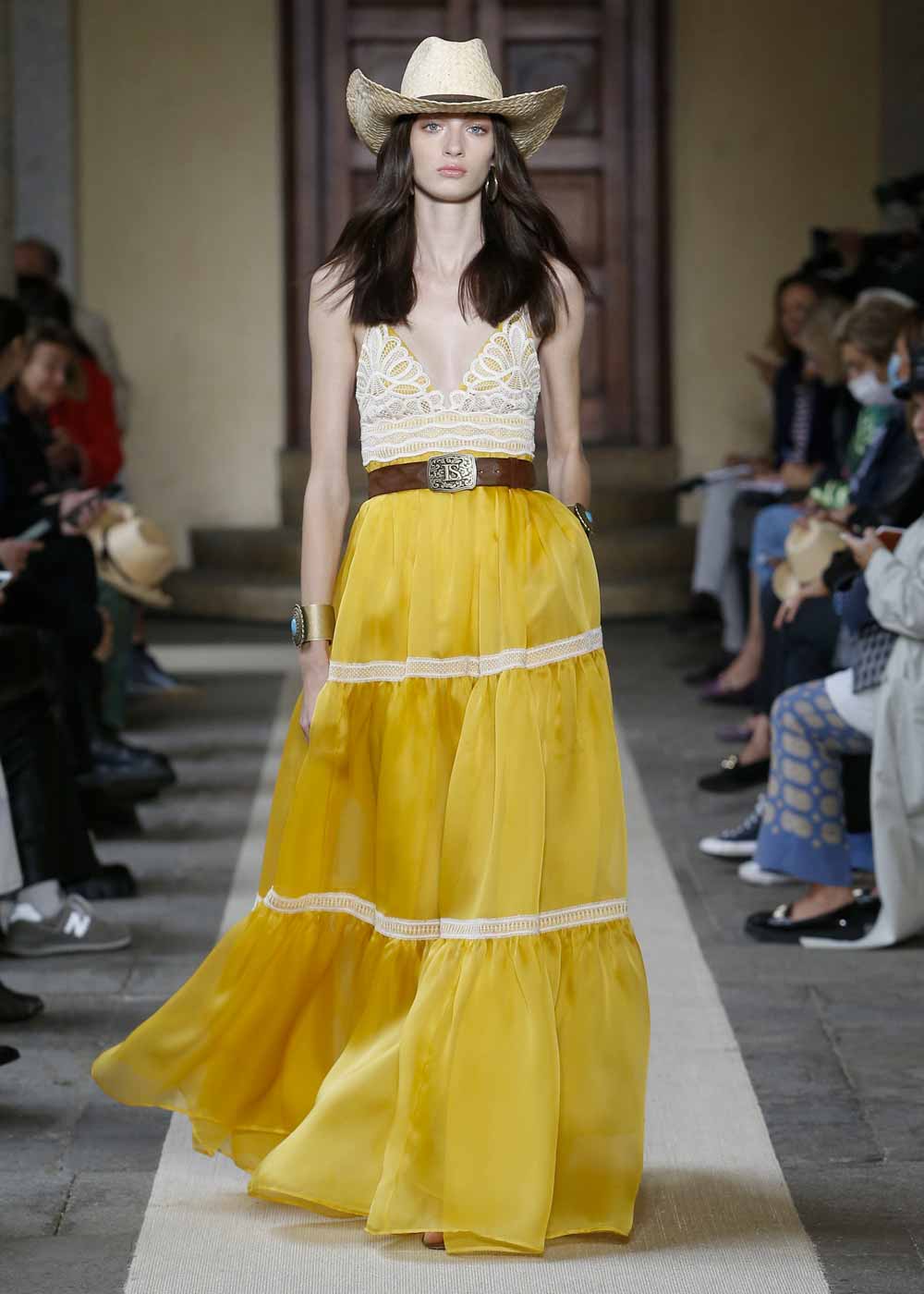 Sfilata Luisa Spagnoli primavera estate 2022 Sfilata Luisa Spagnoli primavera estate 2022