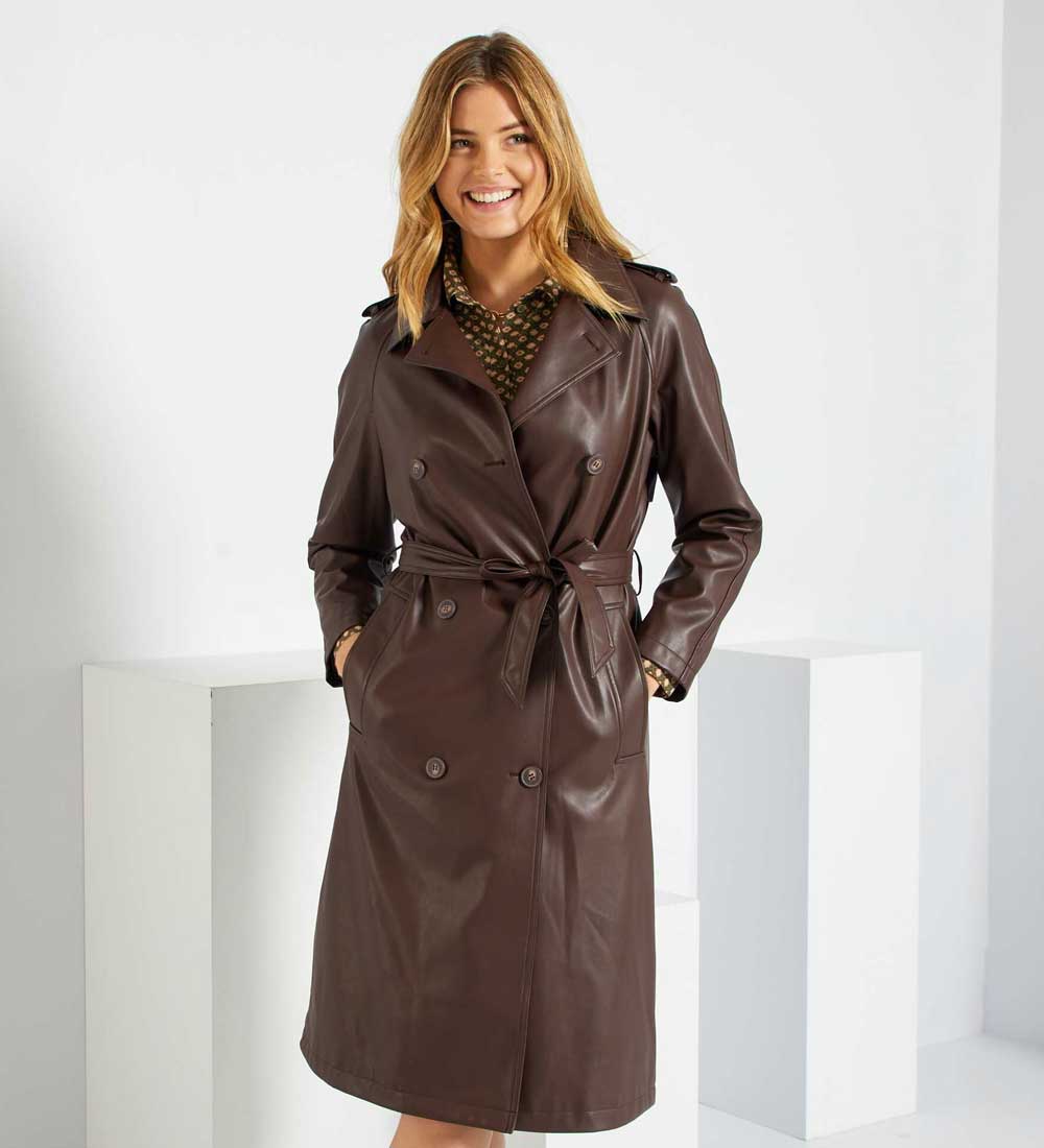 Trench in similpelle con cintura