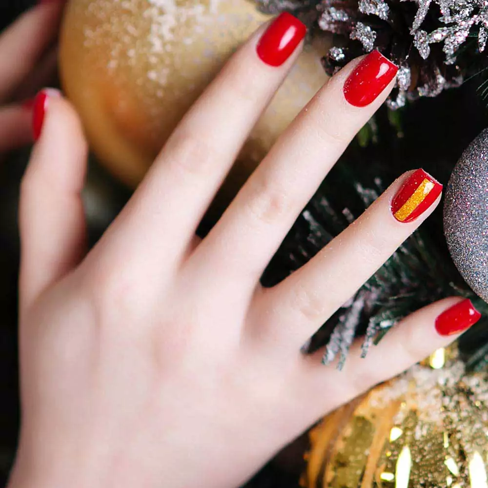 Natale unghie rosse nail art