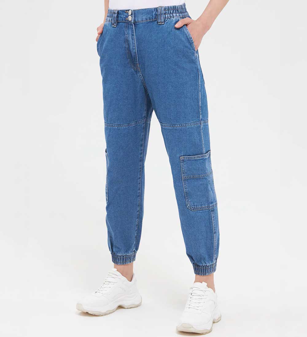 Jeans Cargo con gamba dritta