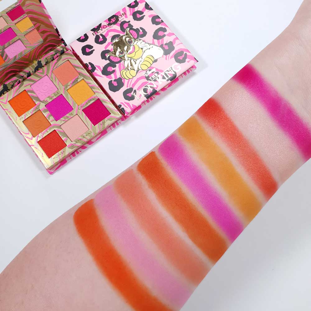 Makeup Revolution swatches ombretti