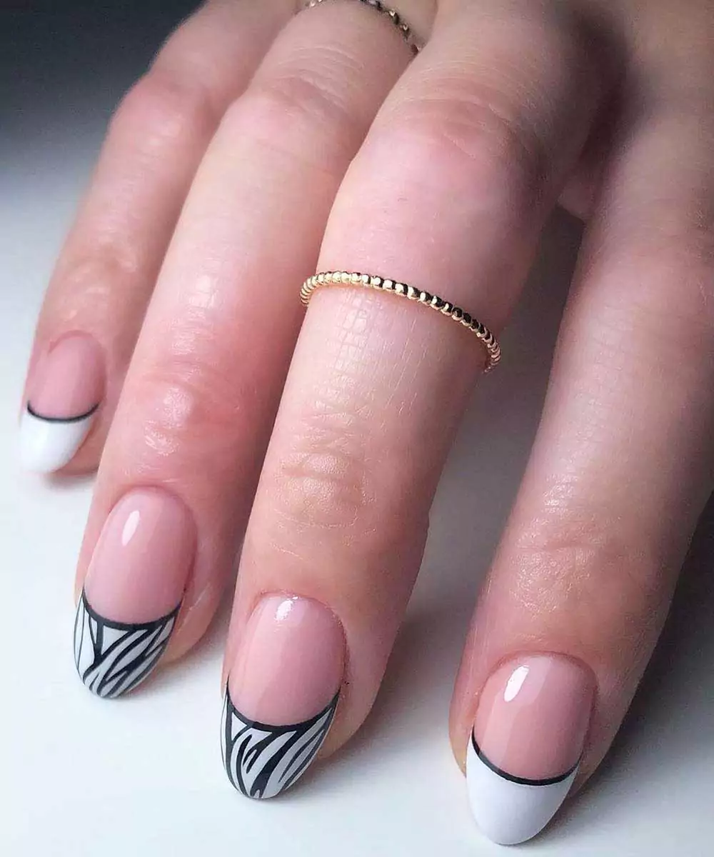 French manicure zebrata