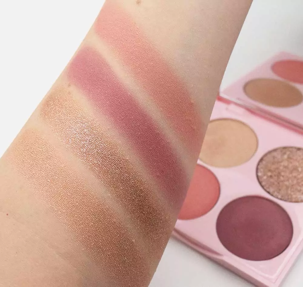 Swatches palette viso Fast Glam