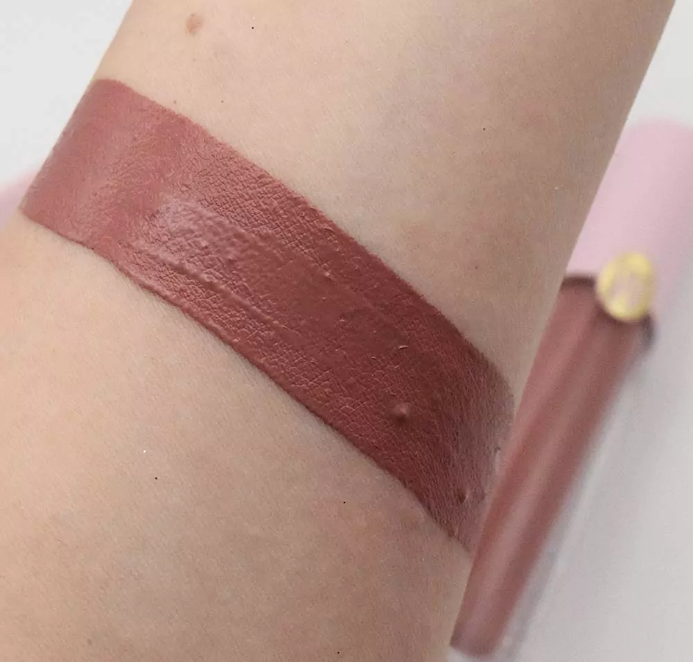 Swatches Boujee Lips Wycon