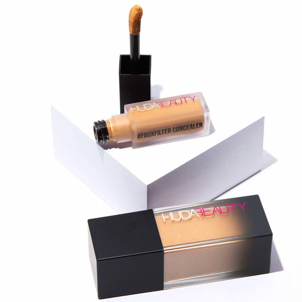 Correttore Huda Beauty FauxFilter Luminous Matte