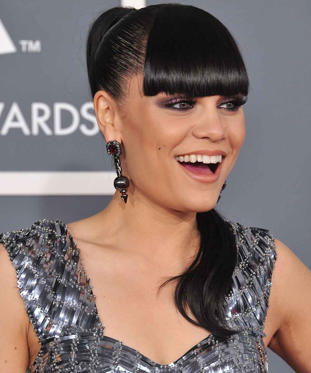 Frangia dritta Jessie J Frangia dritta Jessie J