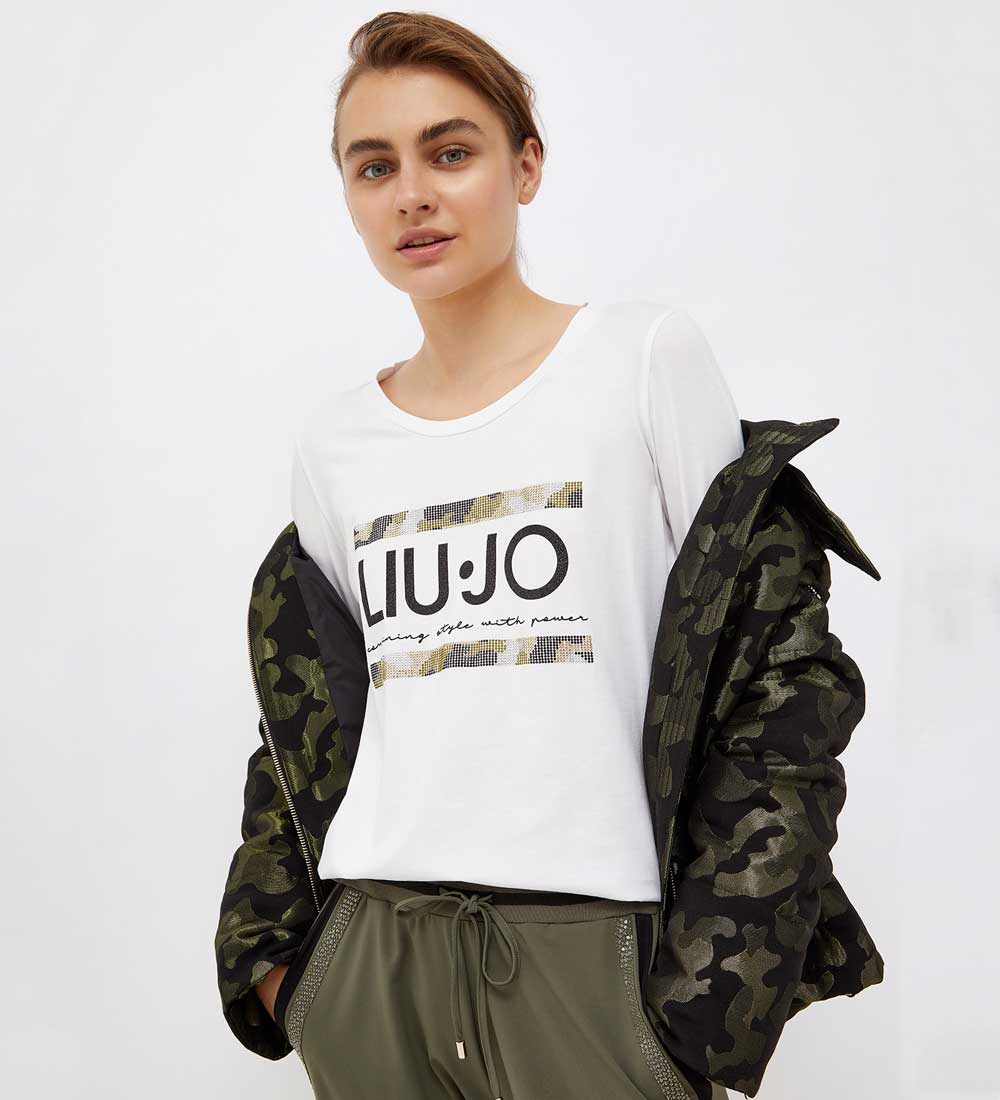 Maglia con logo mimetico Maglia con logo mimetico