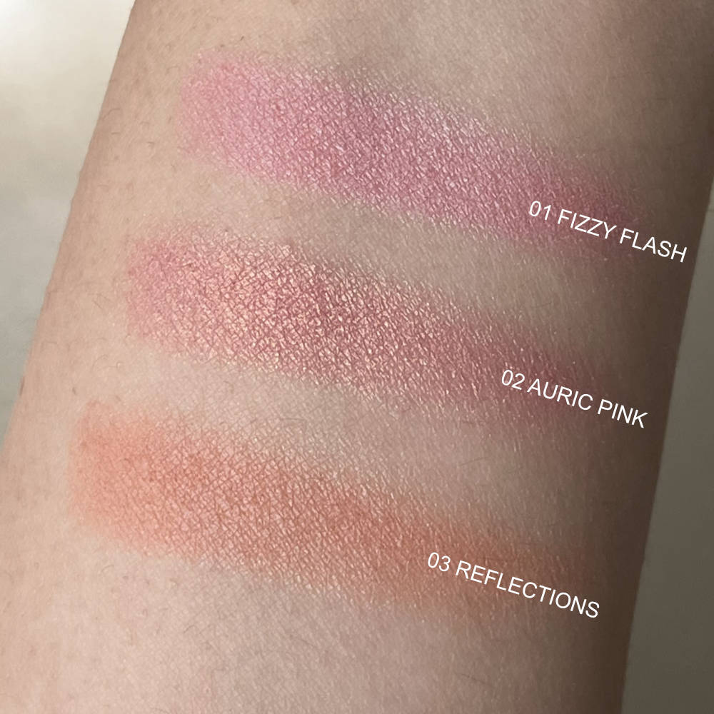Swatches blush shimmer Mia Makeup 