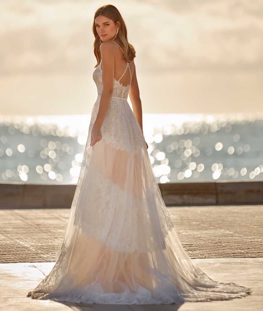 vestiti da sposa colorati 2023 vestiti da sposa colorati 2023