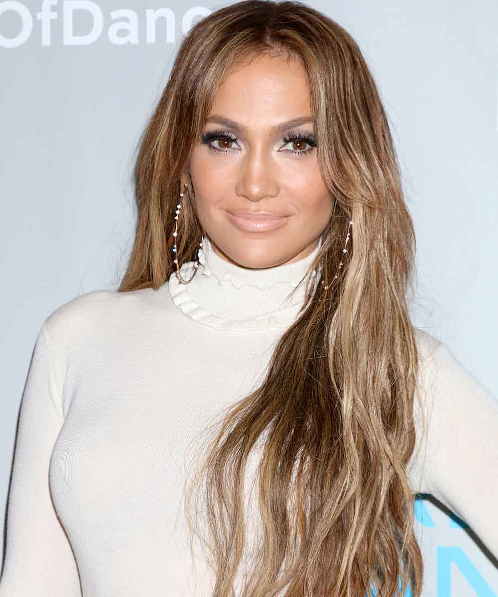 Jennifer Lopez capelli lunghi meches