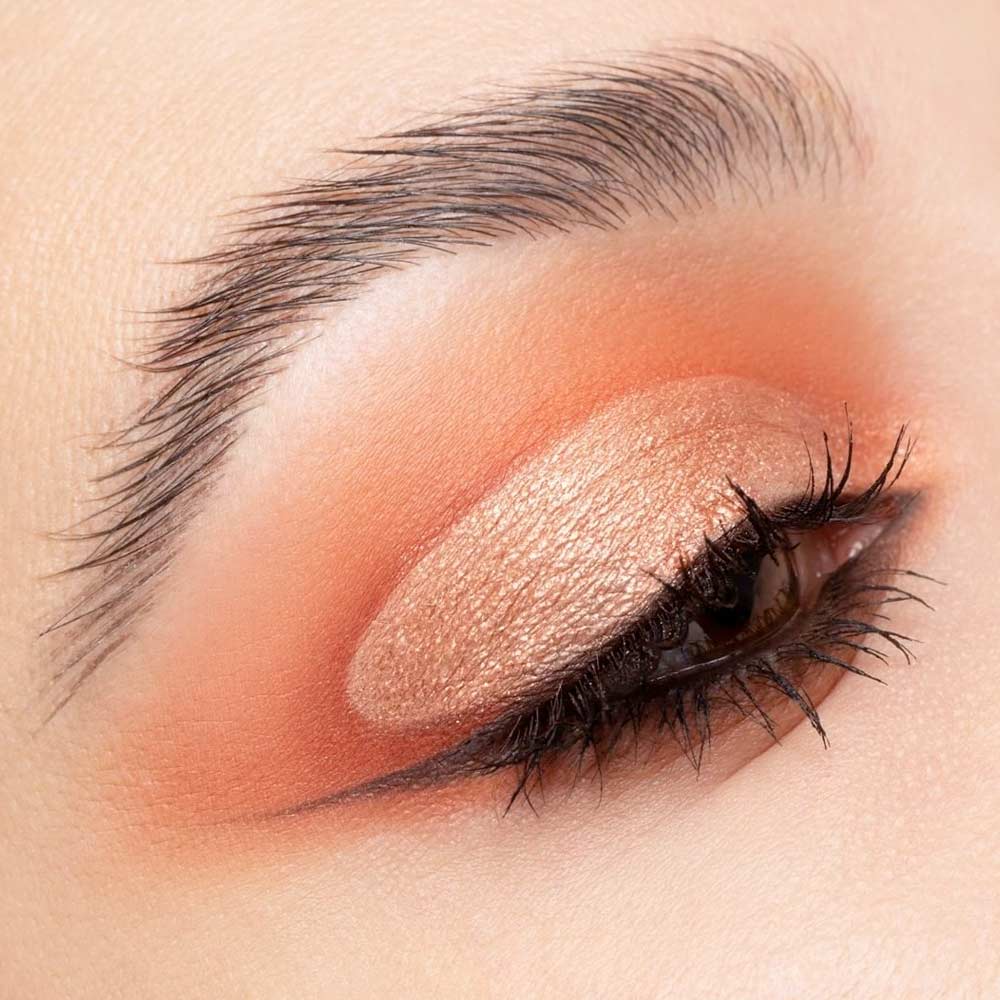 Trucco occhi arancione pastello Trucco occhi arancione pastello