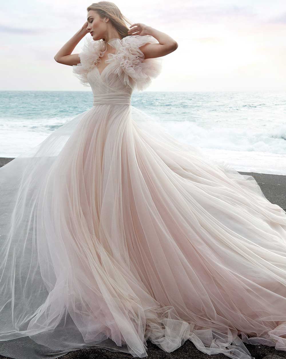 vestito da sposa in tulle rosa
