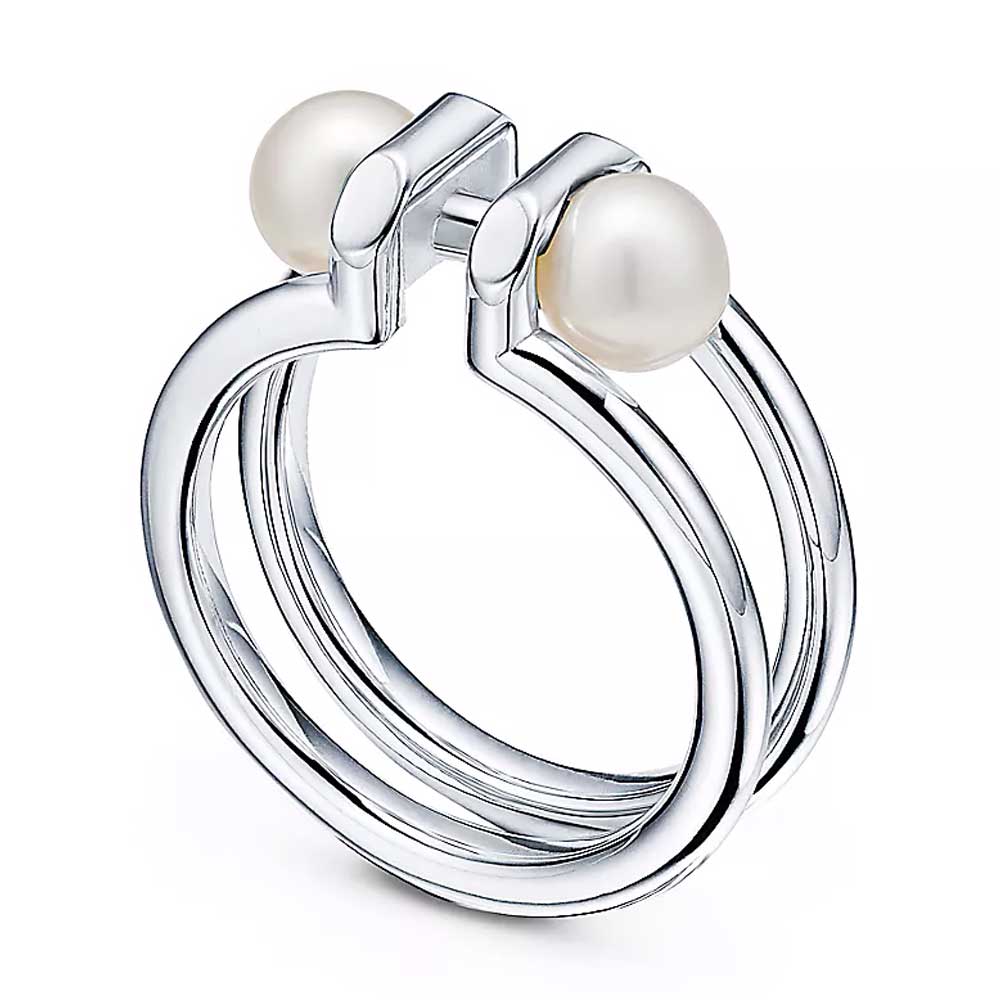 anello in argento con perle