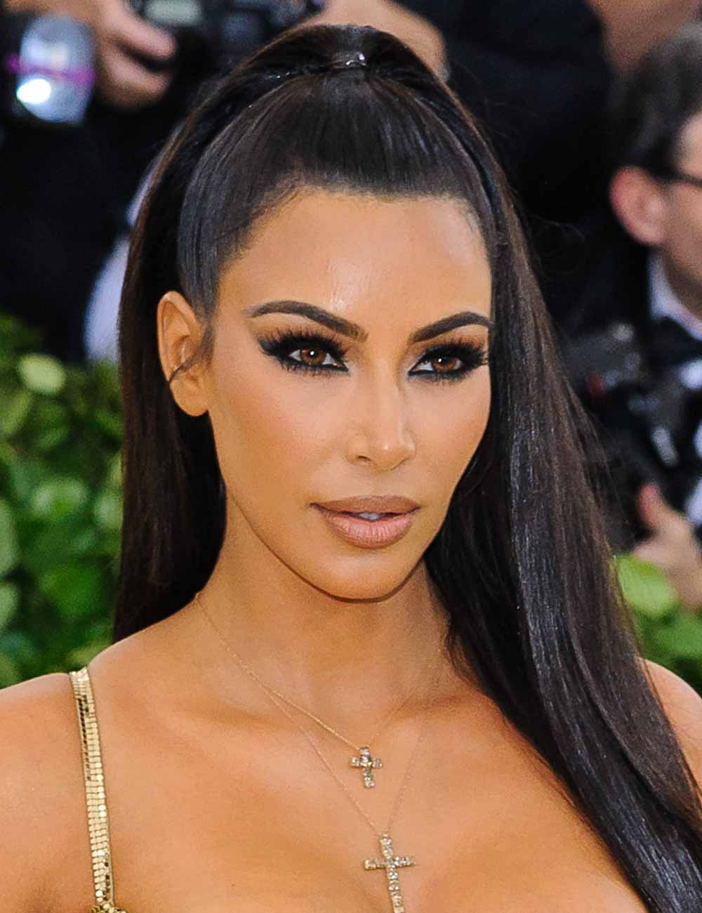 Kim Kardashian acconciature