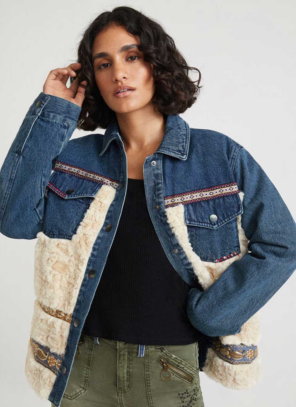 giacca di jeans con pelliccia