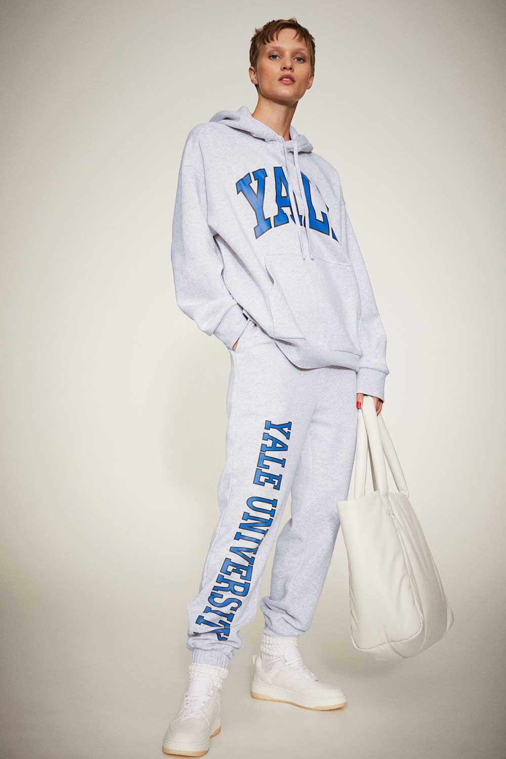 H&M tendenza stile college