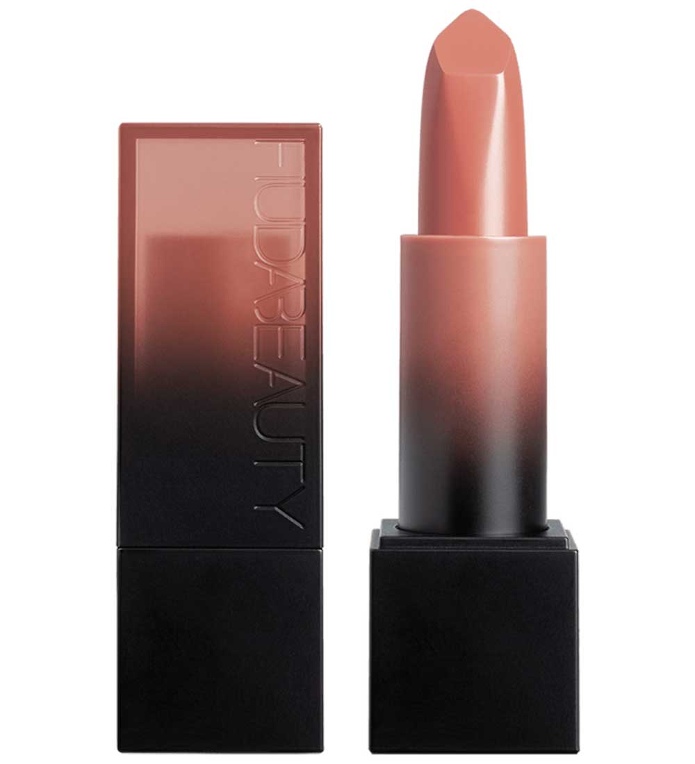 Huda Beauty nude lipstick